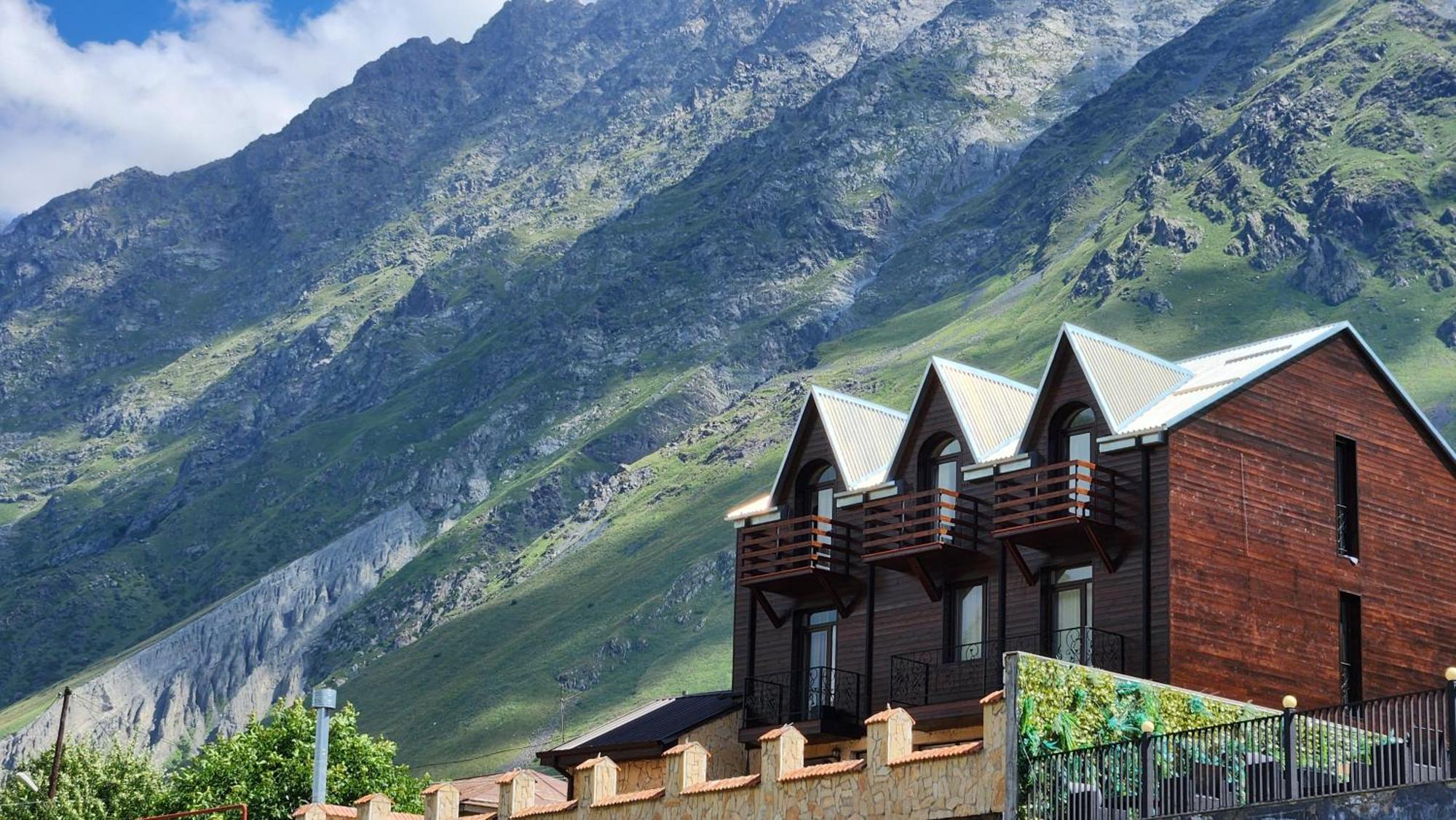 Hotel Toliketi Stepantsminda Exterior photo